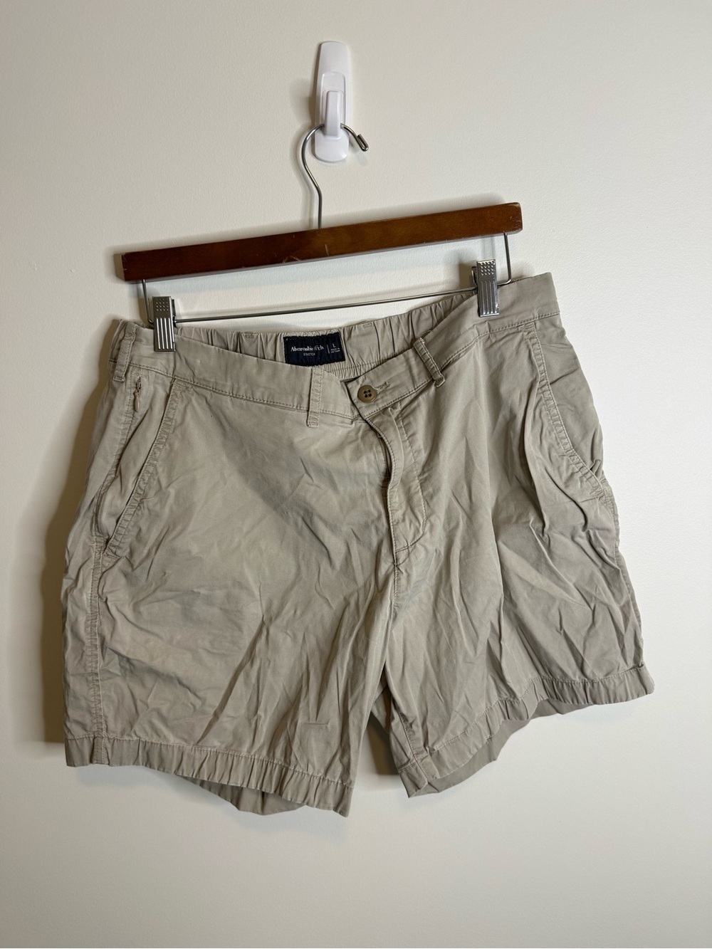 Abercrombie & Fitch Light Khaki Men’s shorts size large